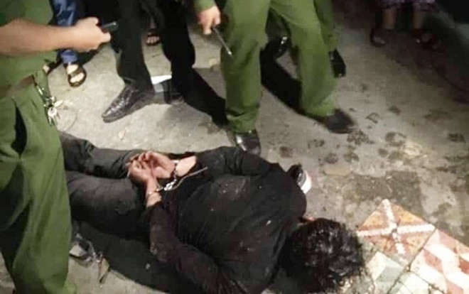 Nghi phạm viết trên Facebook: 'Anh em bạn bè ở lại vui vẻ, mình phải đi một nơi rất xa' trước khi truy sát bố mẹ người yêu Ảnh 2