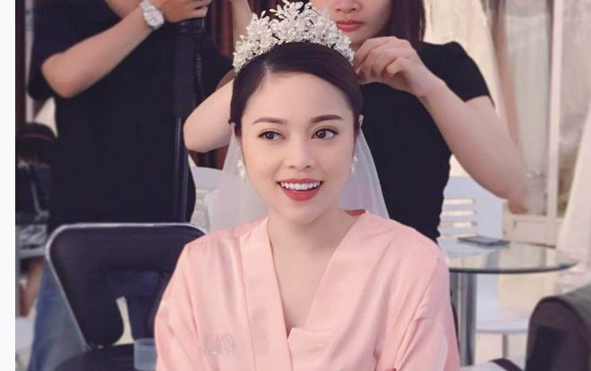 Nhan sắc 10 năm không thay đổi dù đã qua 4 kì sinh nở của hotmom Hằng Túi khiến dân mạng trầm trồ Ảnh 2