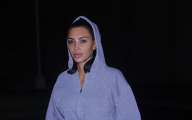 Kim Kardashian mặt mộc loang lổ khiến không ai nhận ra Ảnh 2