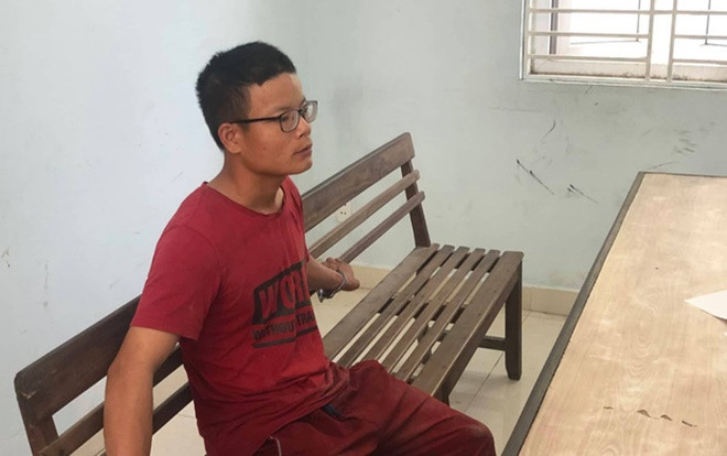 Cận mặt tên cướp đâm cụ bà tử vong và cô gái trọng thương sau khi mua dâm tại quán cắt tóc ở Đà Nẵng Ảnh 2