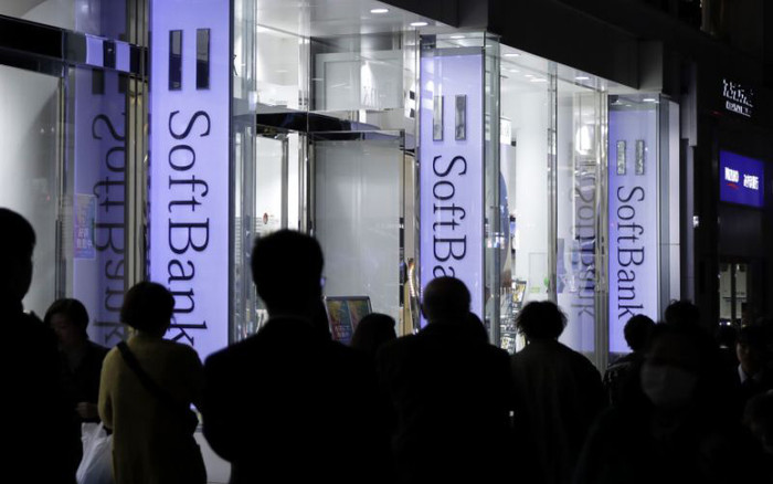 'Đại gia' Nhật Bản SoftBank có thể thiệt hại 5 tỉ USD vì WeWork, Uber Ảnh 2