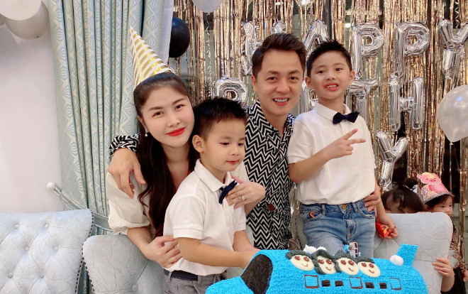 Vợ chồng Đăng Khôi -Thủy Anh tổ chức tiệc sinh nhật cho con trai trong biệt thự mới tậu Ảnh 2