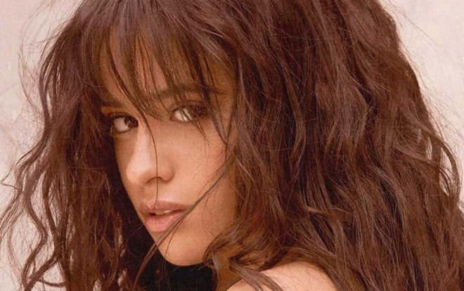 Không chịu kém cạnh Ariana Grande, Camila Cabello cũng chăm chỉ 'lạ thường' khi liên tục ra nhạc mới Ảnh 2