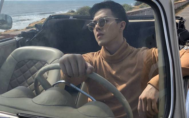 Hotboy 9X vừa lái xe vừa hát nổi tiếng trên mạng: Trở lại 'đường đua' showbiz, quyết tâm theo đuổi đam mê âm nhạc Ảnh 2