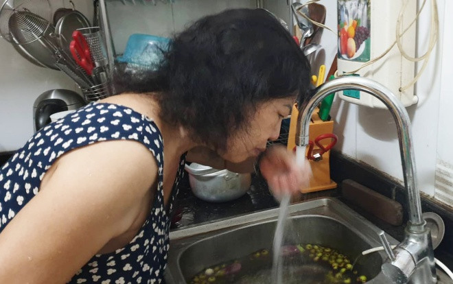 Nước sinh hoạt ở thủ đô Hà Nội có mùi khét khó chịu, hàng vạn người dân lo lắng thông báo họp khẩn Ảnh 2