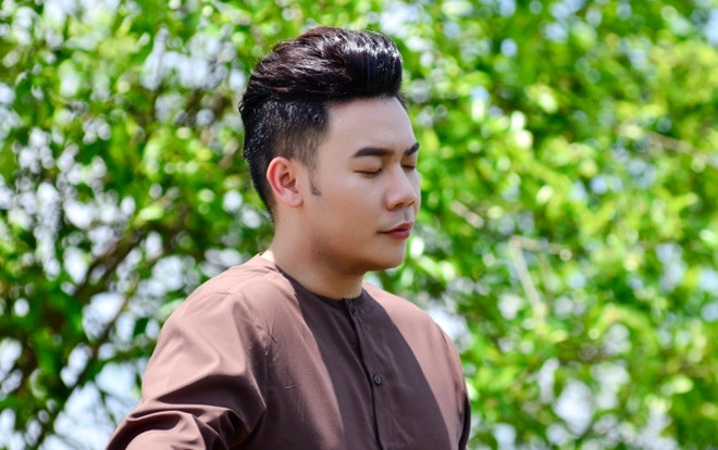 Nhẹ nhàng với dân ca là thế ai ngờ Hamlet Trương 'hành' diễn viên nữ đến… sốt cao, trật tay Ảnh 2