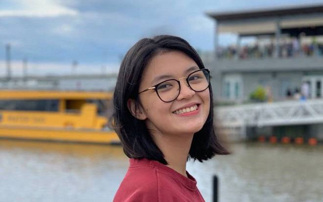 Chỉ ôn thi trong vòng 1 tháng, nữ sinh Hà Nội xuất sắc đạt điểm tuyệt đối phần thi nghe - nói IELTS Ảnh 2