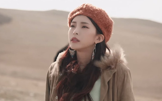 'Quái vật nhạc số' Heize chính thức tái xuất với 'Falling Leaves Are Beautiful': Thêm một sản phẩm nặng kí của đường đua KPop tháng 10 Ảnh 2