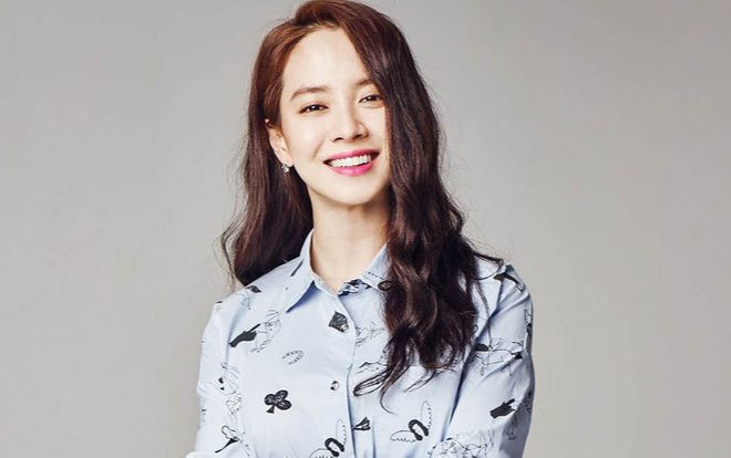 Song Ji Hyo 'về chung nhà' với công ty đại diện của Hyeri (Girl's Day) Ảnh 2