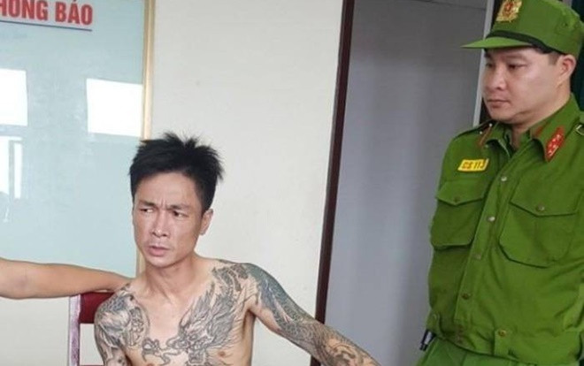 'Con nghiện' mua xăng định đốt nhà lại dùng kéo khống chế nữ điều dưỡng Ảnh 2