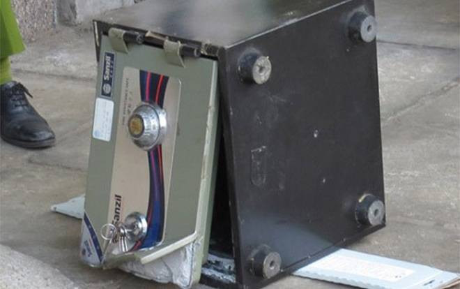 Thiếu gia rủ bạn thân phá két sắt của gia đình, trộm hơn tỷ đồng rồi đưa bạn gái đi du lịch Đà Lạt Ảnh 2