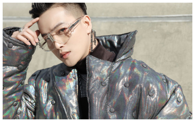 Không còn là thảm họa thời trang, TiTi (HKT) được vây kín tại Seoul Fashion Week với style 'cực khét' Ảnh 2