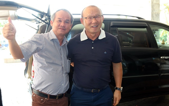 HLV Park Hang Seo - 'Món quà vô giá' của bầu Đức tặng VFF Ảnh 2