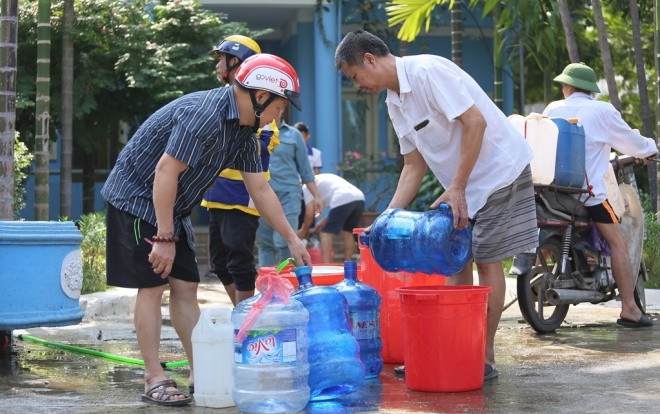 Thủ tướng chỉ đạo Bộ Công an khẩn trương điều tra vụ ô nhiễm nước sông Đà, xử lý nghiêm hành vi vi phạm Ảnh 2