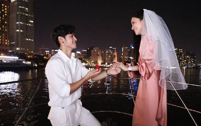 'Tình cũ' Rocker Nguyễn chính thức nhận lời cầu hôn của trai đẹp gốc Thái chỉ sau…19 ngày công khai hẹn hò Ảnh 2