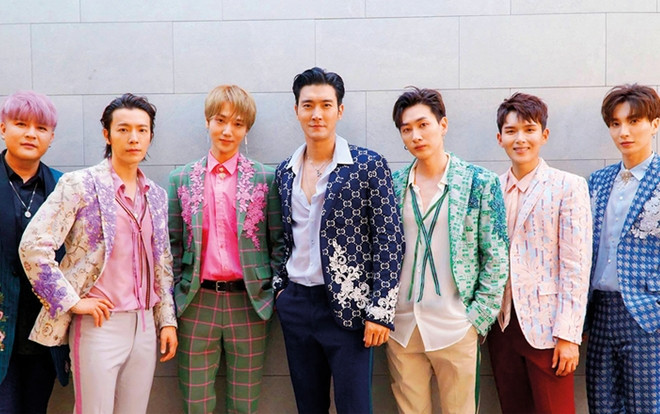 Super Junior quay lại lịch trình ghi hình quảng bá album nhưng không có sự tham dự của fan Ảnh 2