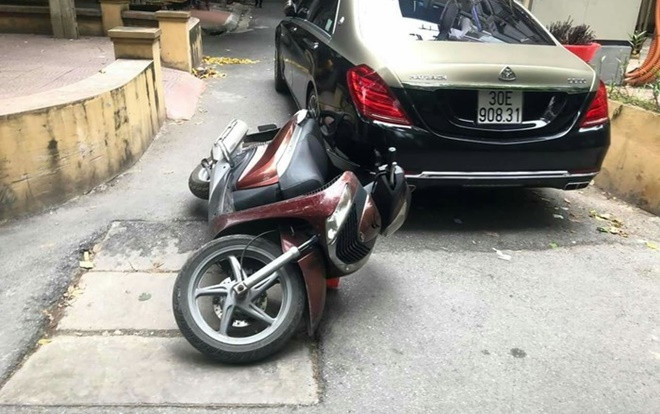 Người đàn ông lái xe Maybach đánh người, tự xưng là tài xế của Bộ trưởng Công an là ai? Ảnh 2