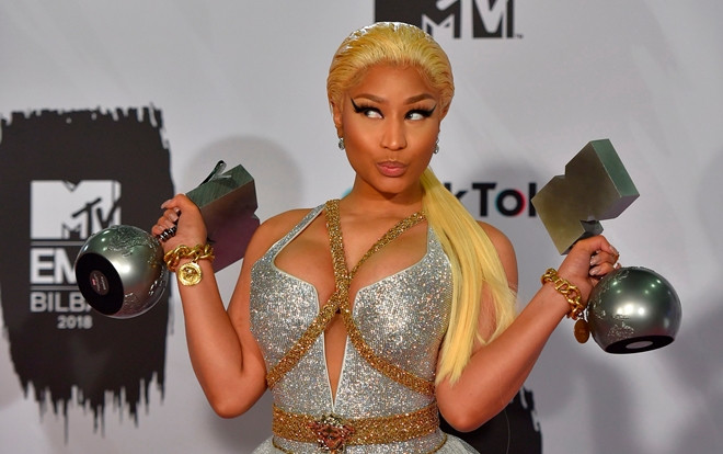 Nicki Minaj đính chính về màn kết hợp với Adele: 'Tôi tưởng ai cũng thấy tôi đang đùa' Ảnh 2