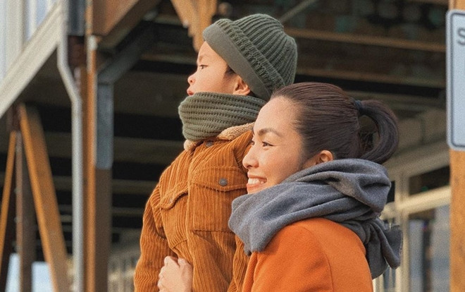 Chia sẻ ảnh rõ mặt của Richard, Tăng Thanh Hà âu yếm: 'Con trai bé nhỏ của mẹ' Ảnh 2