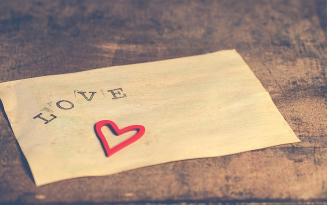 Chồng viết hàng trăm lá thư tình cho vợ suốt 64 năm Ảnh 2