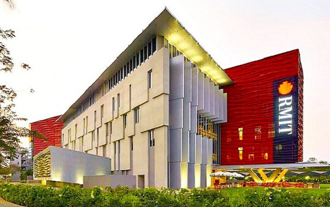 Suốt ngày bị bạn thân hỏi đểu 'học RMIT sao không xài hàng hiệu', nam sinh buồn bã tâm sự và lời khuyên đồng nhất từ cư dân mạng Ảnh 2