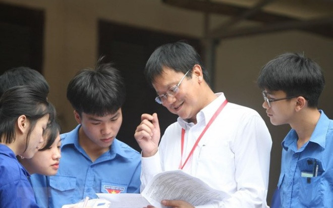 Ông Phùng Xuân Nhạ là trưởng ban lễ tang Thứ trưởng Bộ Giáo dục - Đào tạo Lê Hải An Ảnh 2