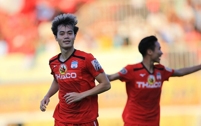 Hot girl xinh đẹp bất ngờ 'tỏ tình' với Văn Toàn Ảnh 2