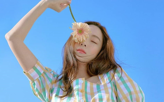 Knet tiếp tục 'hoa mắt' vì một bức ảnh: Là Jessica Jung hay Kim Taeyeon? Ảnh 2