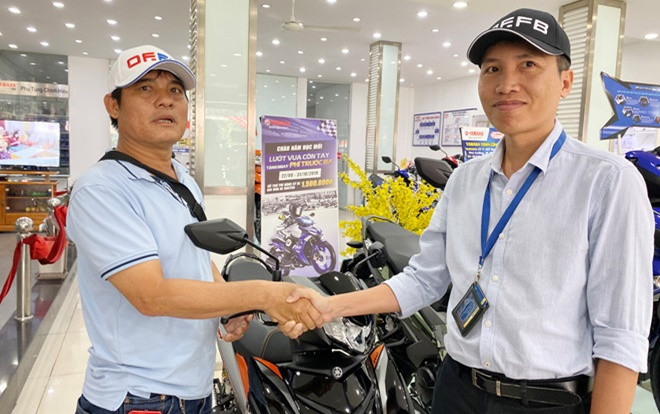 'Hiệp sĩ' Nguyễn Thanh Hải được mạnh thường quân tặng chiếc xe mới Ảnh 2