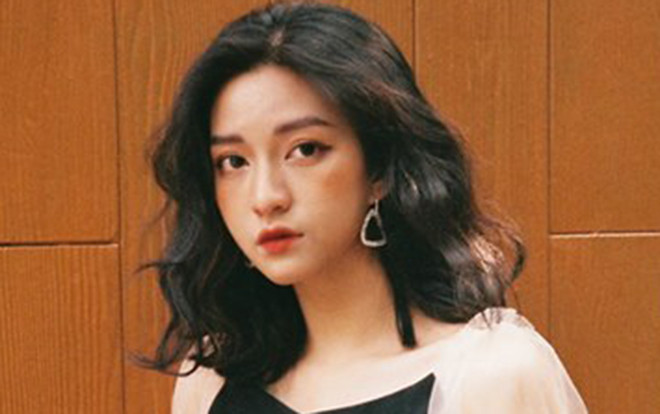 Không những xinh đẹp, nữ sinh Đại học Luật Hà Nội còn sở hữu bảng thành tích học tập cùng nhiều tài lẻ khiến 'bàn dân thiên hạ' trầm trồ Ảnh 2