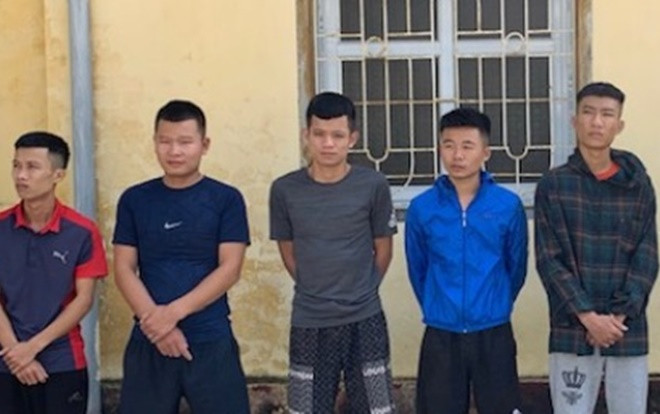 Tạm giữ 7 người liên quan vụ côn đồ xông vào nhà nổ súng bắn khiến 3 người bị thương ở Thanh Hóa Ảnh 2