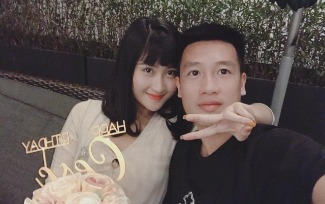 Trò cưng thầy Park gây sốt khi tặng 'mẹ vợ' hoa trong ngày 20/10 Ảnh 2