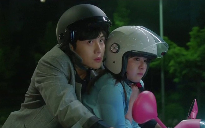 'Cảnh sát bắt ma': Vừa hài vừa bựa, truyền thông và Knet ngợi khen Moon Geun Young - Kim Sun Ho hết lời Ảnh 2