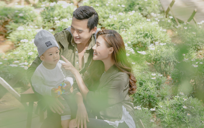 Thúy Diễm - Lương Thế Thành làm ấm cả Đà Lạt với khoảnh khắc gia đình vui vẻ Ảnh 2