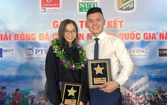 Trước tin đồn có bạn gái mới, Quang Hải bị chê 'lật mặt như người yêu cũ' với Nhật Lê Ảnh 2