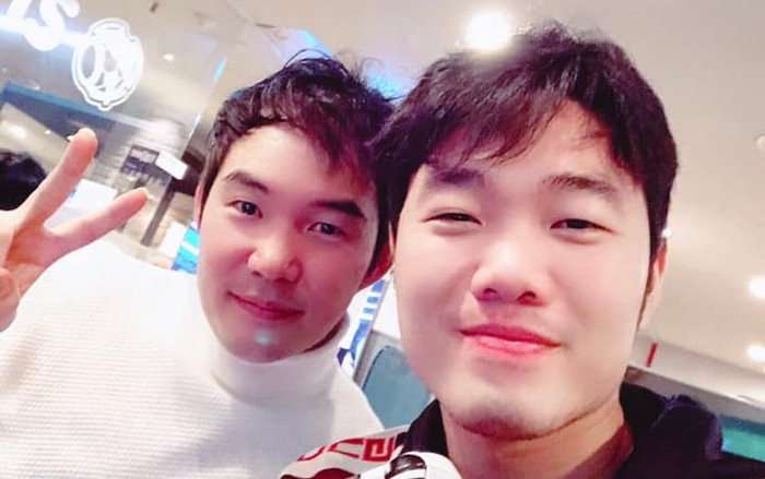 Khoe dáng bên con trai HLV Park, Xuân Trường đẹp như tài tử Hàn Quốc Ảnh 2