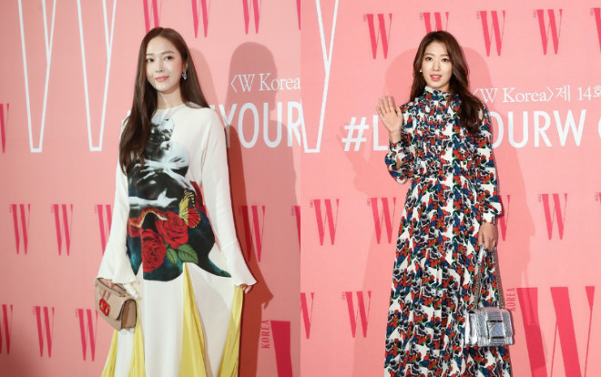 Jessica Jung, Park Shin Hye cùng dàn mỹ nhân Hàn rực rỡ 'thả dáng' trên thảm đỏ Ảnh 2
