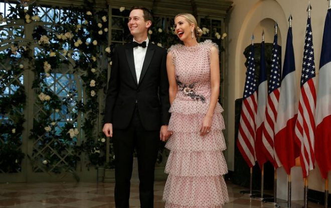 Không hổ danh ái nữ nhà Trump, Ivanka làm mọi cô gái phải ghen tị với những chiếc váy thiết kế đáng giá bằng cả gia tài Ảnh 2