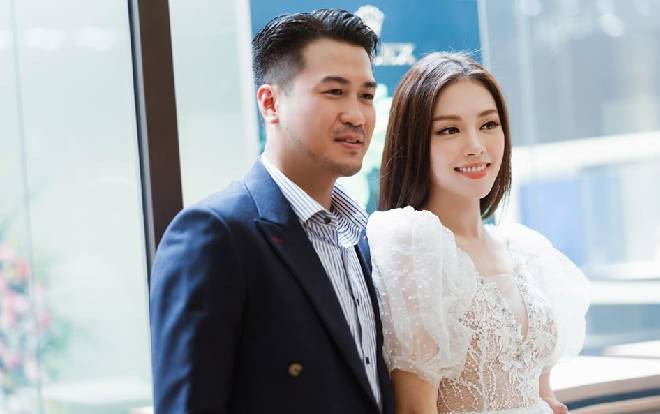 Sau tin đồn sắp cưới Phillip Nguyễn, Linh Rin bị soi vẫn để trạng thái 'độc thân' khiến dân tình thắc mắc Ảnh 2