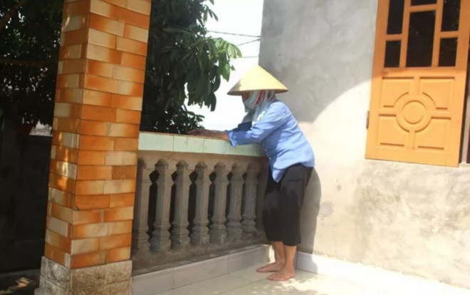 Giây phút bàng hoàng chồng về nhà bố mẹ vợ cầm dao chém vợ và nam đồng nghiệp trọng thương Ảnh 2