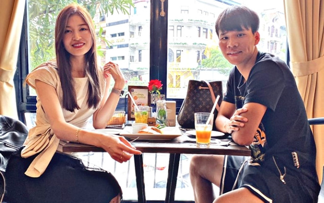 Nàng WAGs Vóc Đỗ đón sinh nhật: '8 năm yêu nhau thì bạn trai chỉ 2 lần tặng quà' Ảnh 2