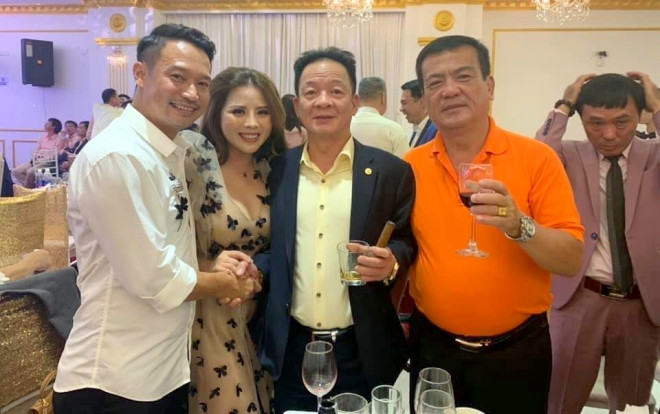 Quang Hải, Bùi Tiến Dũng lịch lãm mừng sinh nhật bầu Hiển Ảnh 2