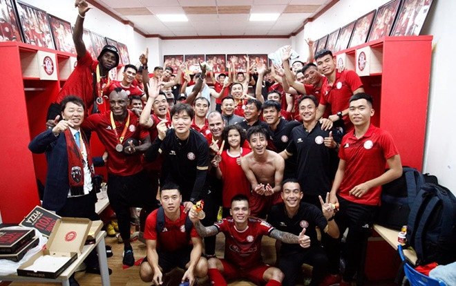 CLB TP.HCM - Nhà vô địch trong lòng người hâm mộ vì bóng đá tử tế Ảnh 2