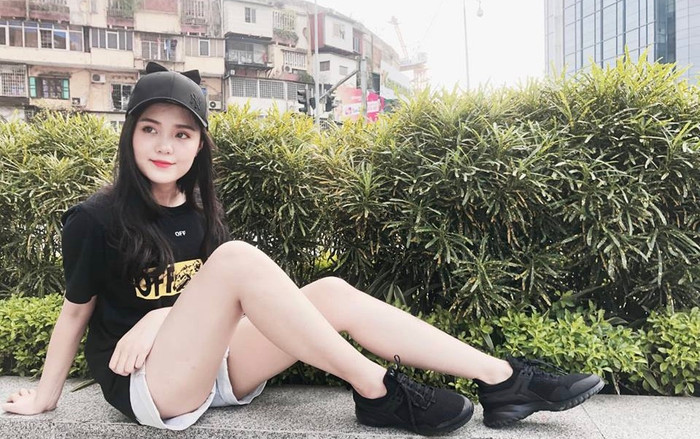 Thủy Tiên giàu có, sanh chảnh hơn Quỳnh Anh ở tuổi 23 Ảnh 2