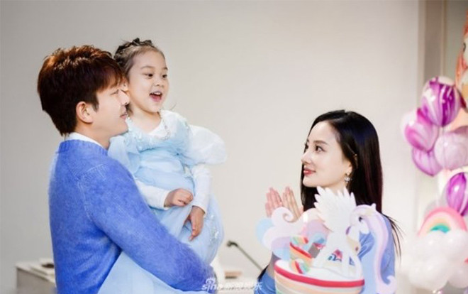 Dân mạng đồng loạt lên tiếng hi vọng Giả Nãi Lượng có thể mang Điềm Hinh về nuôi dưỡng Ảnh 2