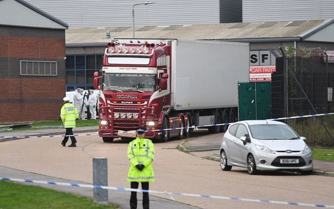 Cảnh sát Anh truy lùng kẻ chủ mưu người Việt vụ 39 thi thể trong xe tải Ảnh 2