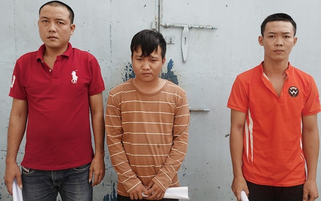 Bắt 3 thanh niên sản xuất tiền giả tại tiệm sửa xe ở An Giang Ảnh 2