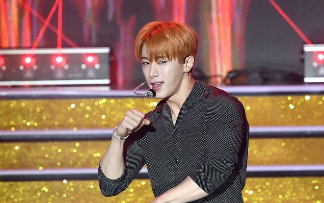 Đây là hình ảnh 'rầu rĩ', sân khấu cuối cùng của Wonho trước 1 ngày rời Monsta X Ảnh 2