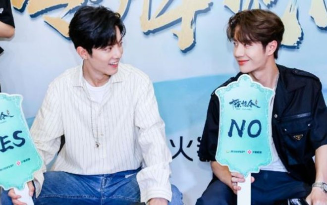 Cách ủng hộ concert 'Trần tình lệnh': Fan Tiêu Chiến dùng trực thăng, fan Vương Nhất Bác dùng khinh khí cầu Ảnh 2