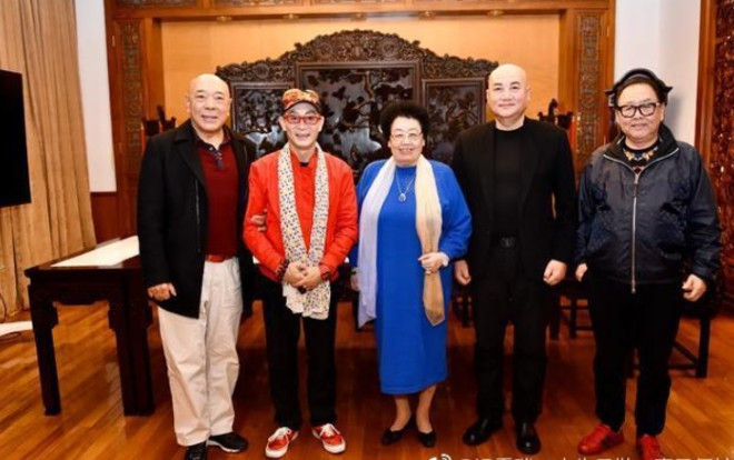 4 thầy trò Đường Tăng trong 'Tây du ký' bản 1986 hội ngộ, Lục Tiểu Linh Đồng tái hiện lại động tác kinh điển Ảnh 2